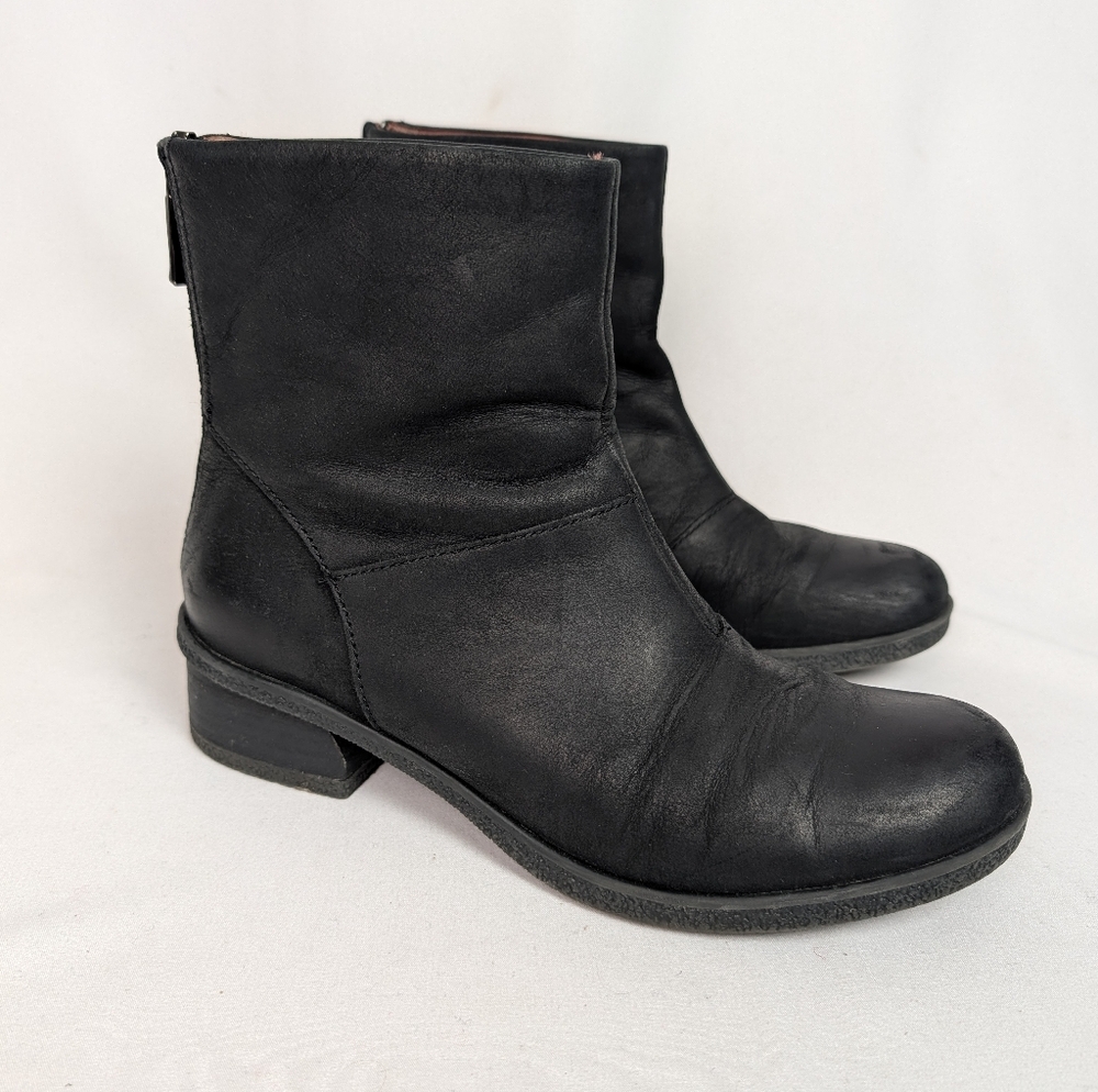 Dansko Brianne Boots Waterproof Leather Booties